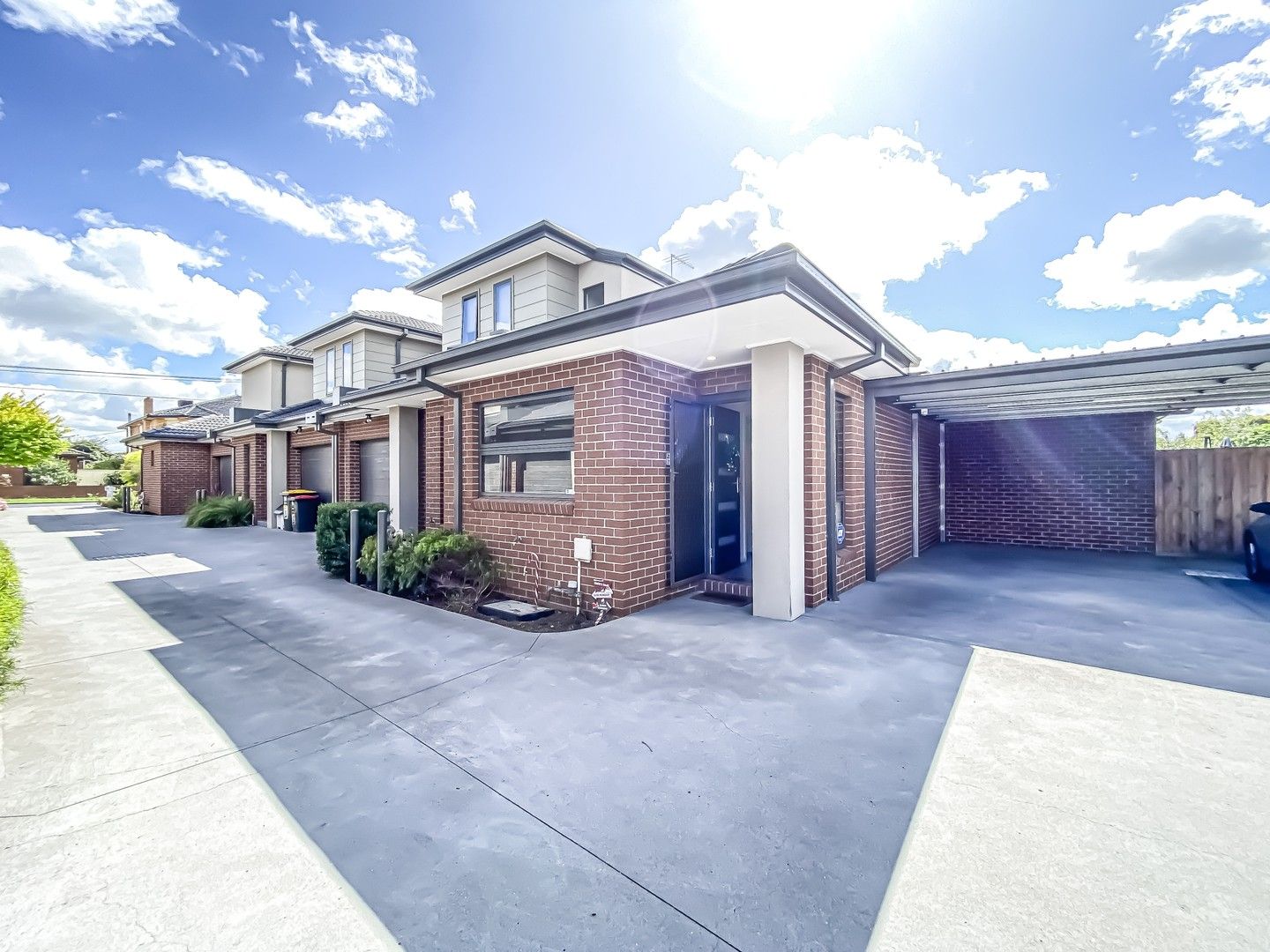 2 bedrooms House in 4/27-29 Geach Street DALLAS VIC, 3047