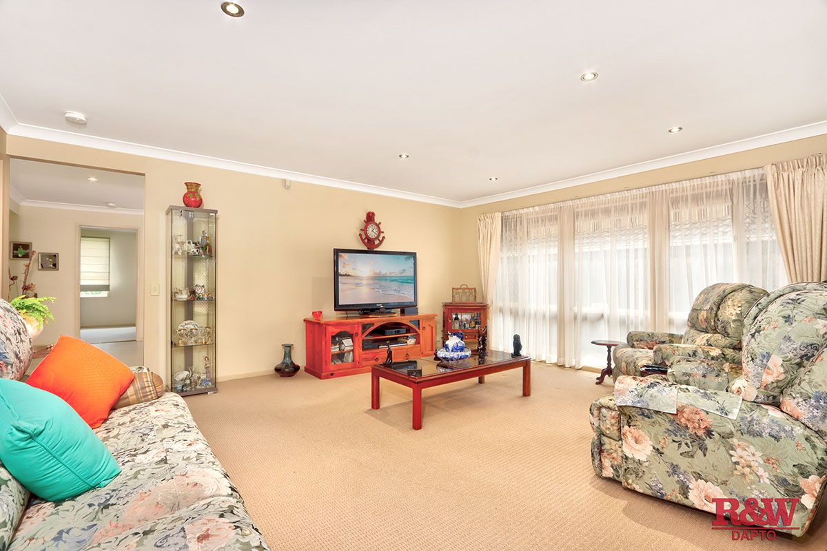 30 Highland Park Drive, Horsley NSW 2530, Image 2