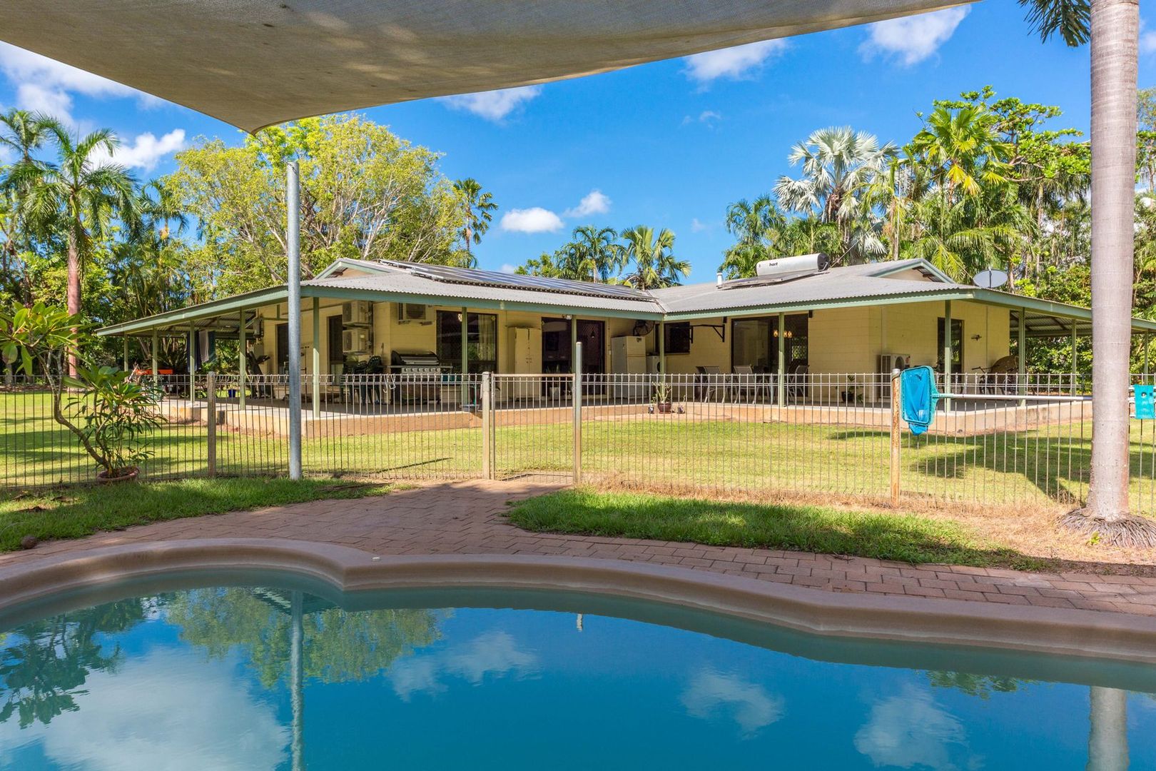 25 Parakeet Place, Howard Spring Property History & Address Research