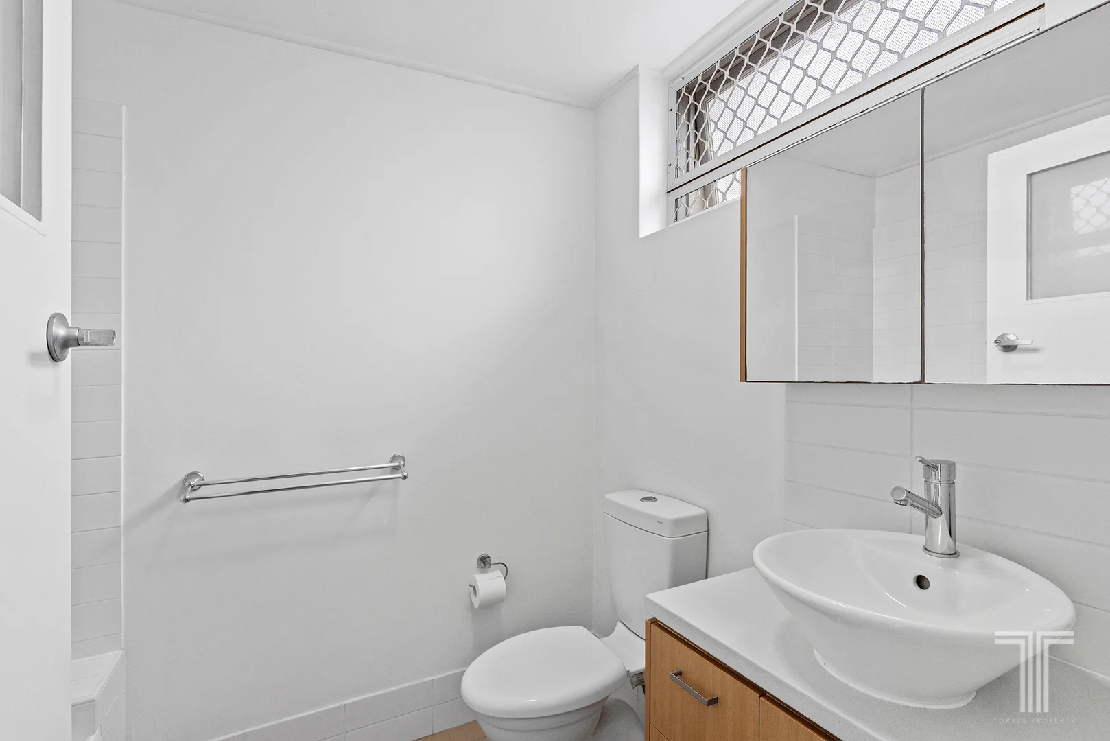 Additional image 9 of 3/115 Kirkland Ave, Coorparoo QLD 4151