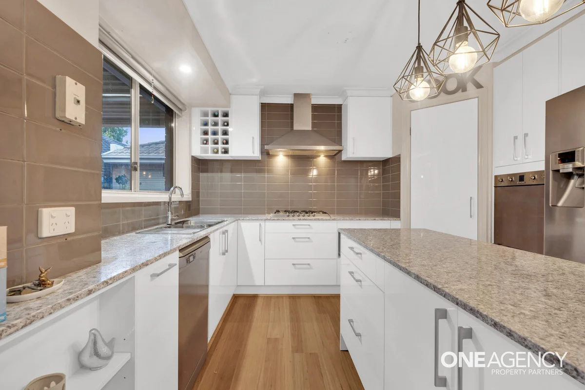 Additional image 6 of 3 Chesterton Road, Altona Meadows VIC 3028