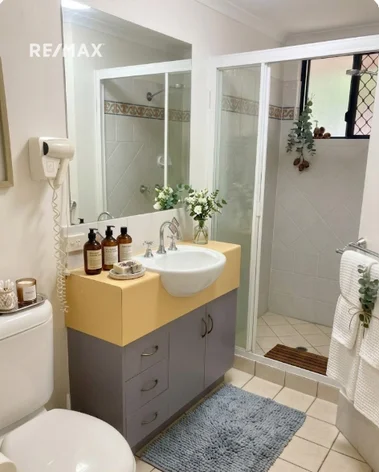 Additional image 6 of Lake Street, Cairns North QLD 4870