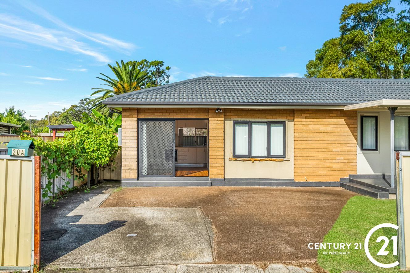 1 bedrooms Apartment / Unit / Flat in 20A Galloway Street BOSSLEY PARK NSW, 2176