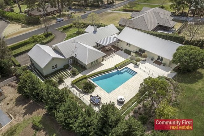 Picture of 22 Benwerrin Crescent, GRASMERE NSW 2570