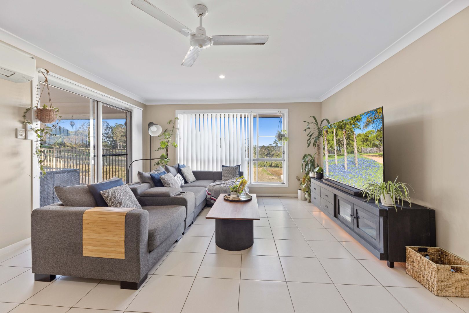 15 Alpine Court, Cranley QLD 4350, Image 2