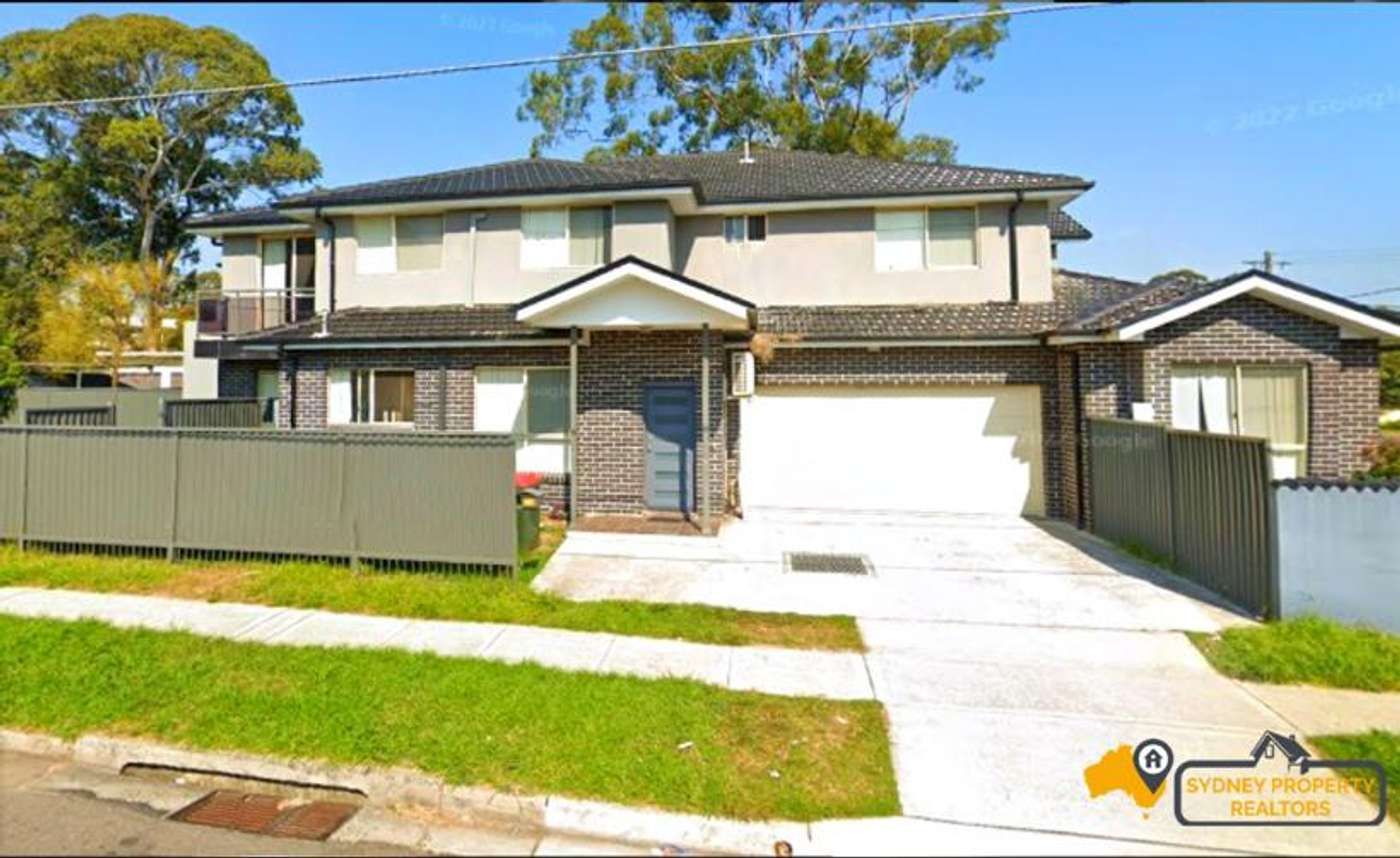 4 bedrooms House in 59A Wyena Road PENDLE HILL NSW, 2145