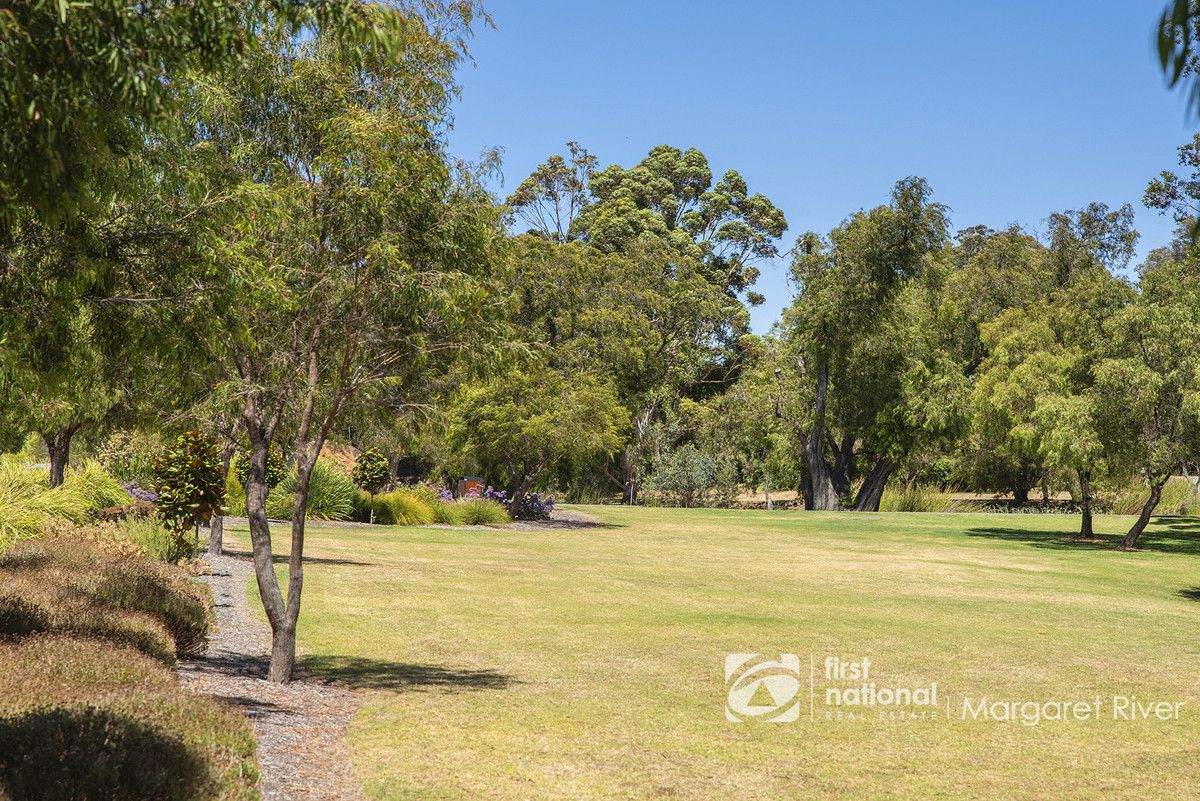 16 Brookfield Avenue, Margaret River WA 6285, Image 1