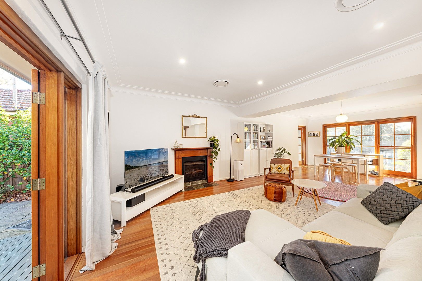 4 bedrooms House in 25 Farran Street LANE COVE NSW, 2066
