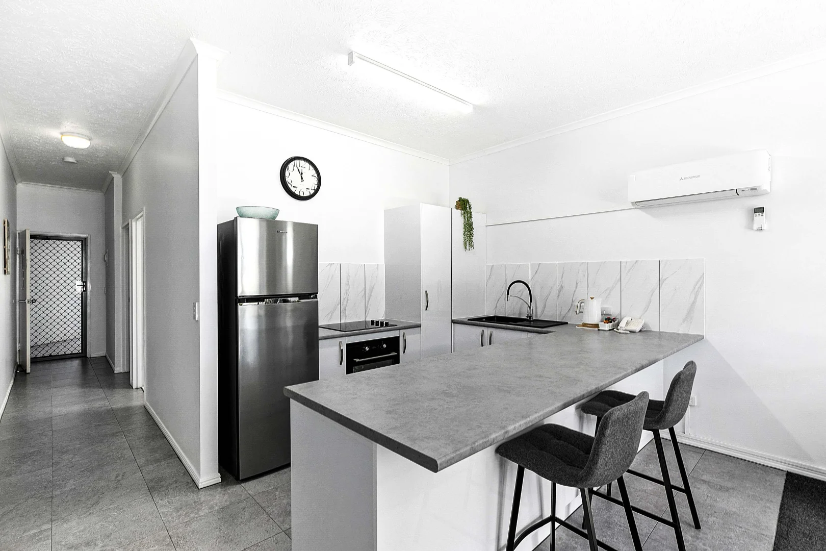 Additional image 9 of 2/465 Esplanade, Torquay QLD 4655