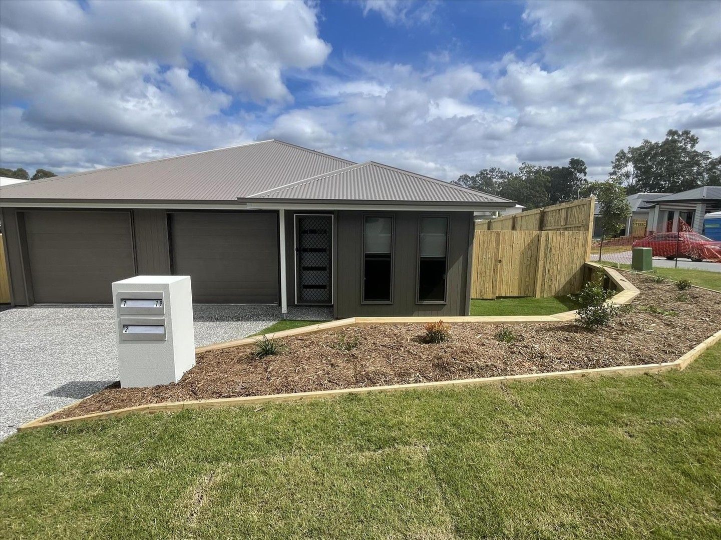 2 bedrooms Semi-Detached in 19B Oxford Street WATERFORD QLD, 4133