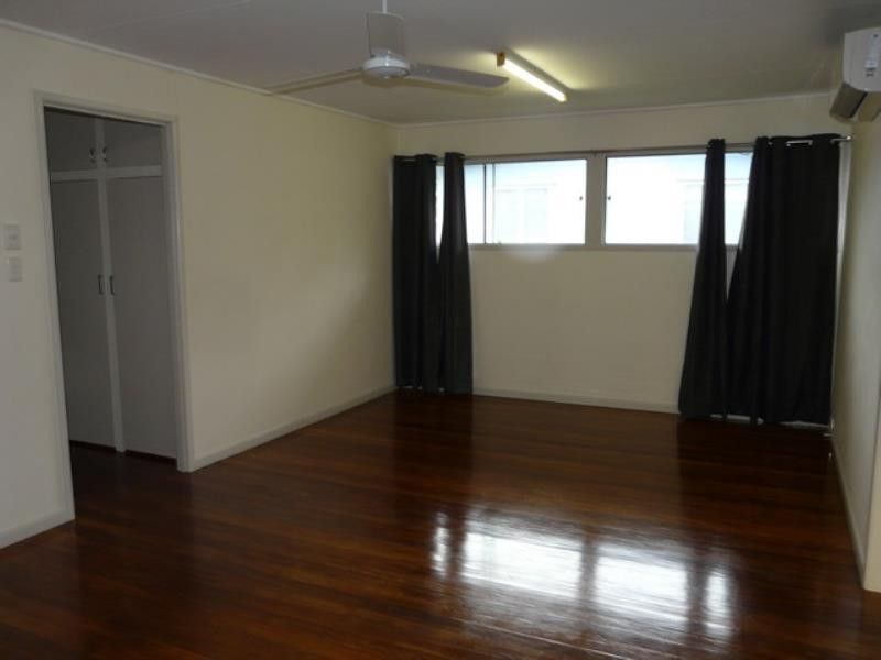 1 COPSON ST, Clontarf QLD 4019, Image 2