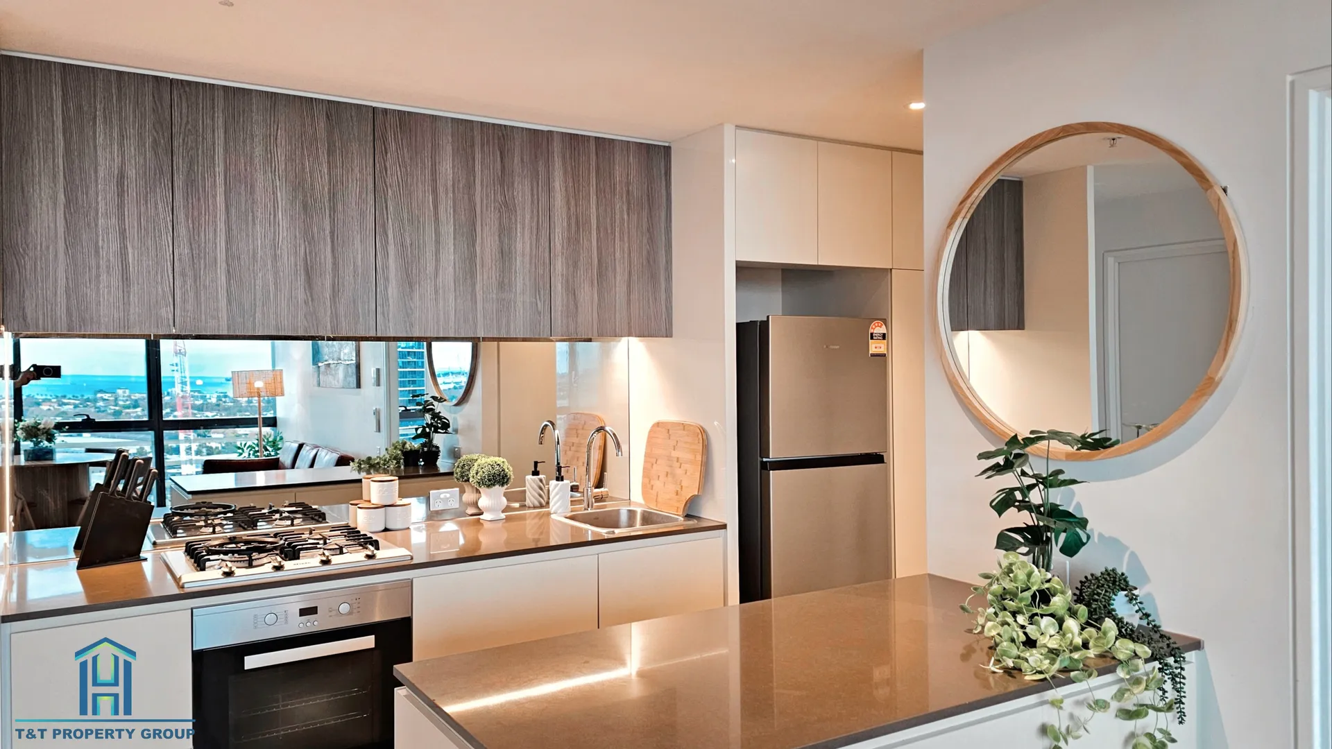 Apartment in Docklands - View 2