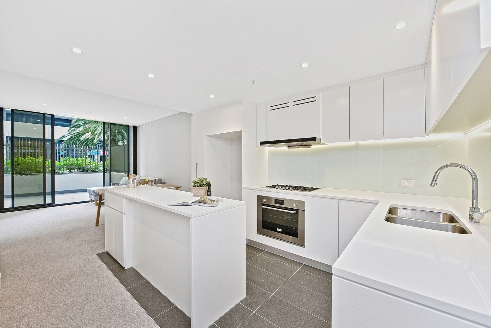 305/2 Wentworth Place, Wentworth Point NSW 2127, Image 0