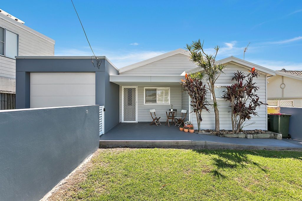 13 Boollwarroo Parade, Shellharbour NSW 2529