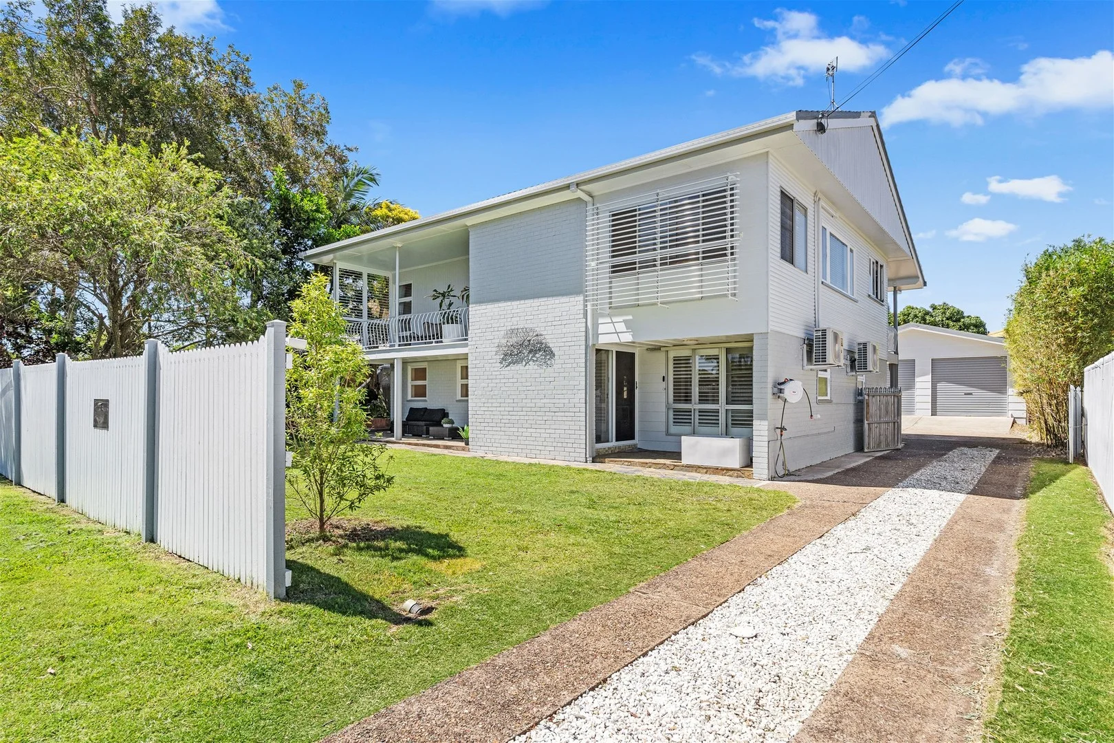 84 Miller Street, Urangan QLD 4655