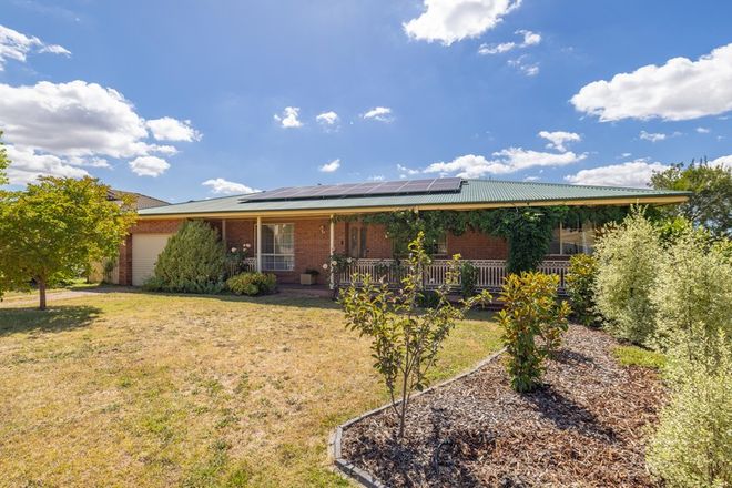 Picture of 1 Beavis Place, LLANARTH NSW 2795