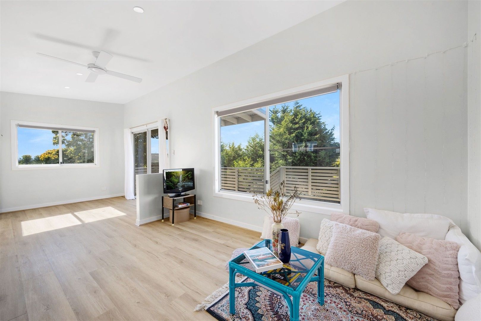 1 bedrooms Apartment / Unit / Flat in B/13 Church street GREENWELL POINT NSW, 2540