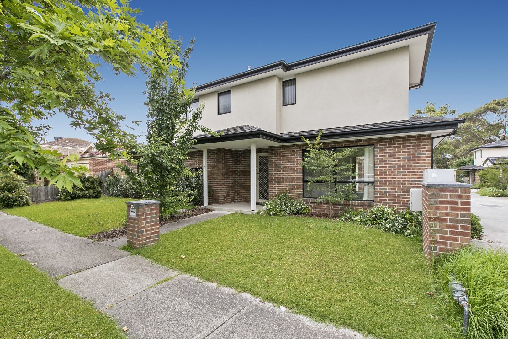 4/2 Edinburgh Drive, Beaconsfield VIC 3807, Image 0