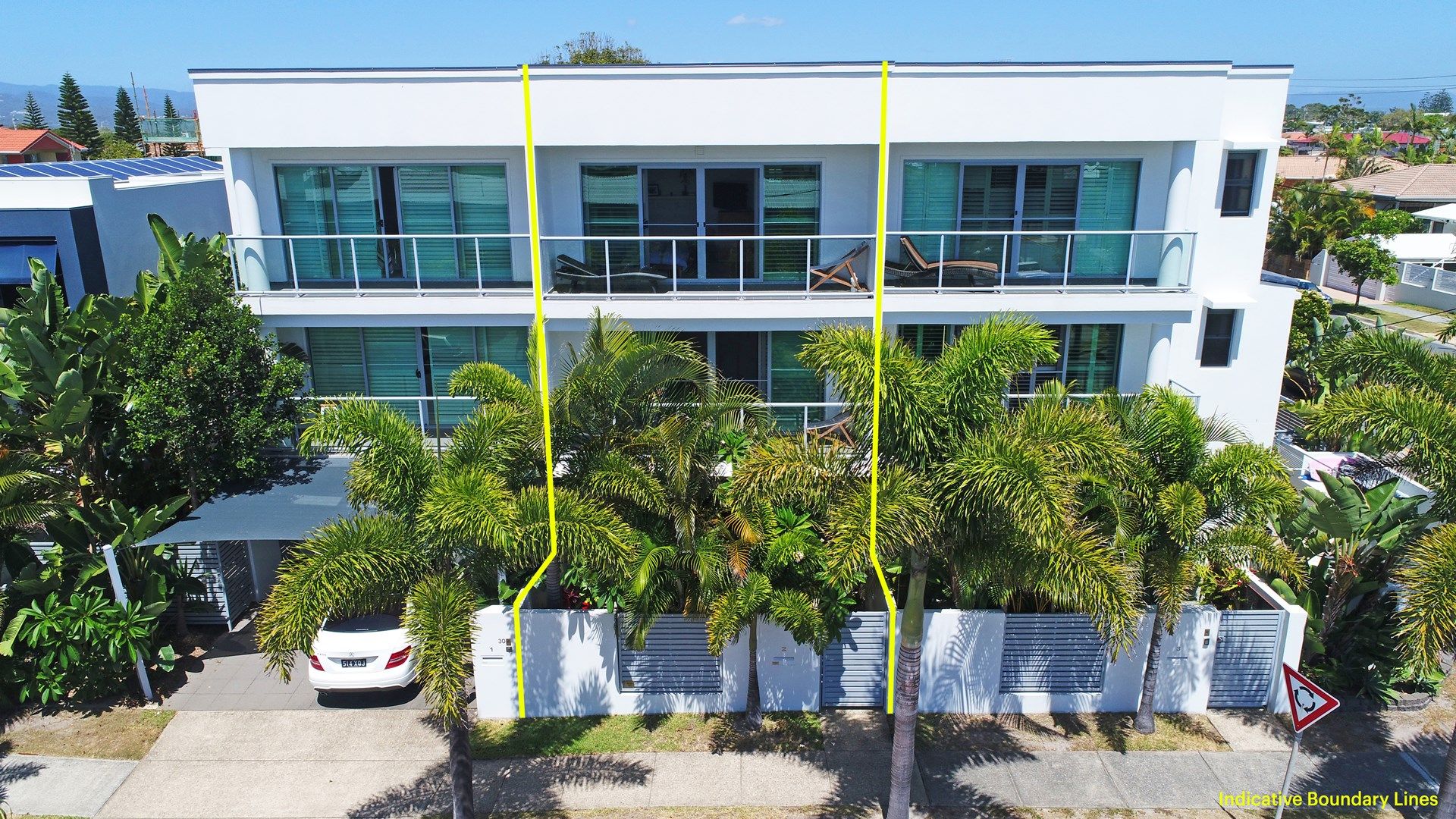 30 Redondo Avenue, Miami QLD 4220, Image 1