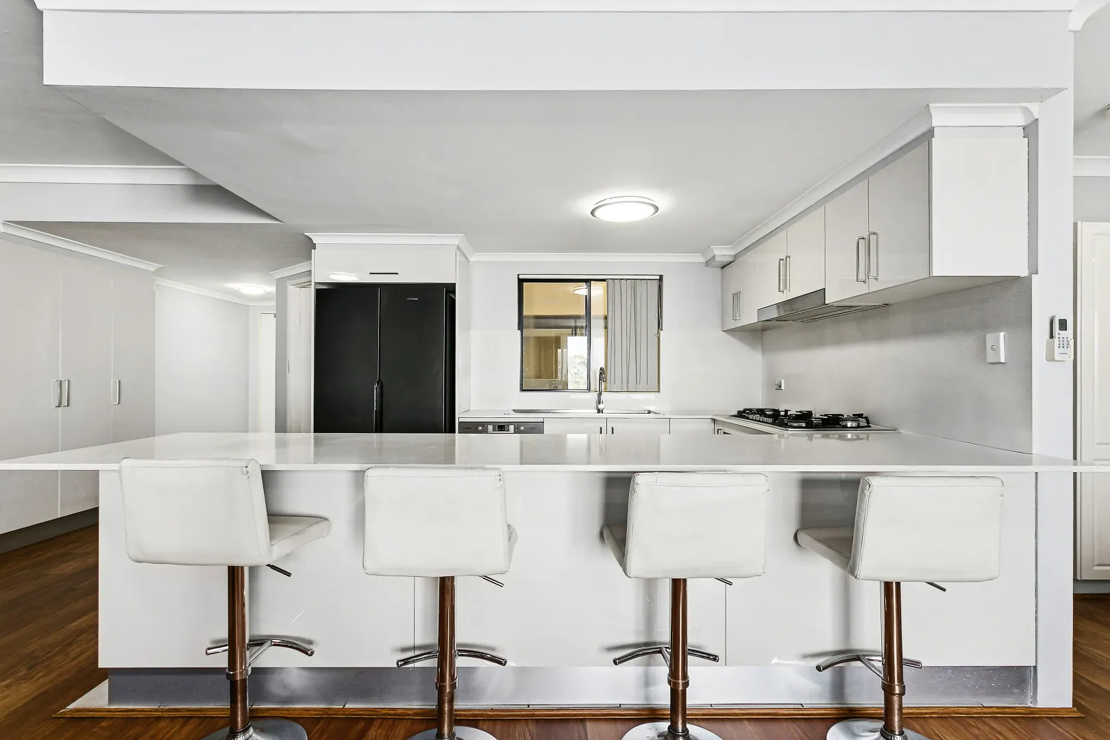 Spacious, Light-Filled and Modern - Widok 4