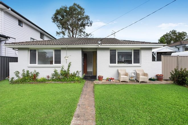 Picture of 14 Black Swan Street, BERKELEY VALE NSW 2261