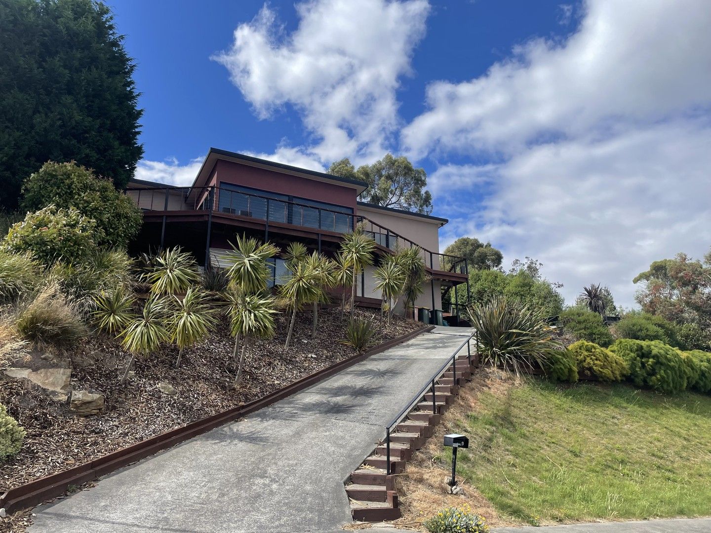 4 bedrooms House in 9 Grevillea Avenue OLD BEACH TAS, 7017
