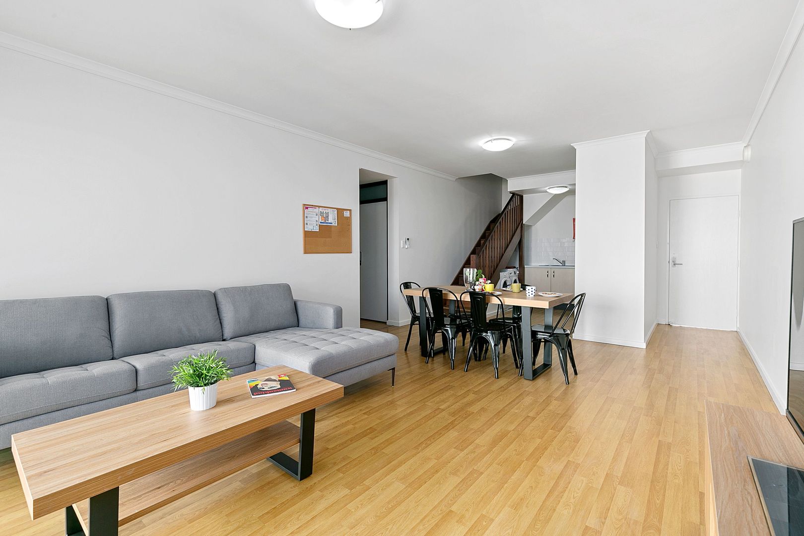 Upper Mount Gravatt QLD 4122 1 bed apartment for Rent, 335 per week