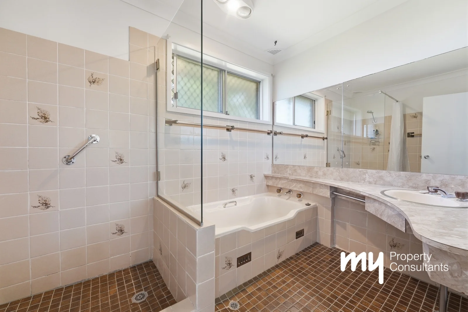 Additional image 8 of 6 Paul Close, Camden NSW 2570