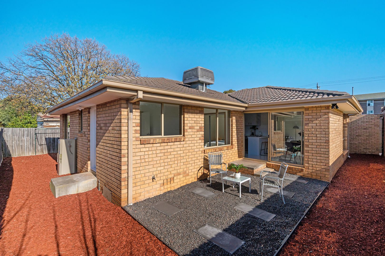 2/10 Parker Street, Clayton VIC 3168, Image 1