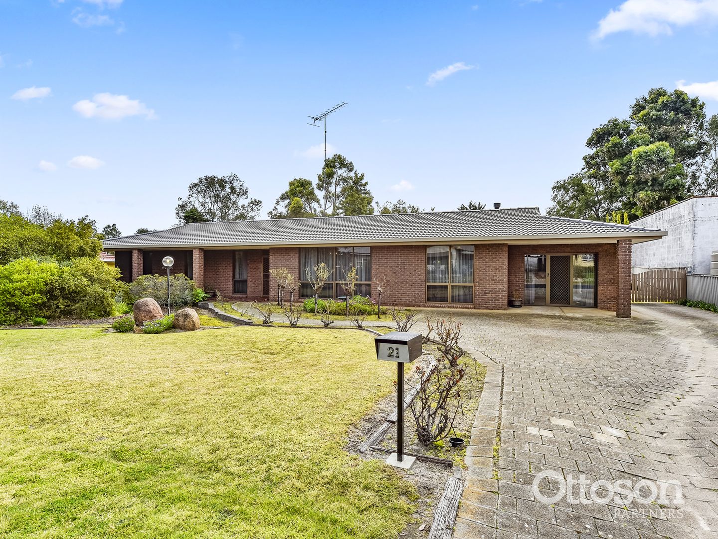 21 Lochiel Avenue, Naracoorte SA 5271, Image 1