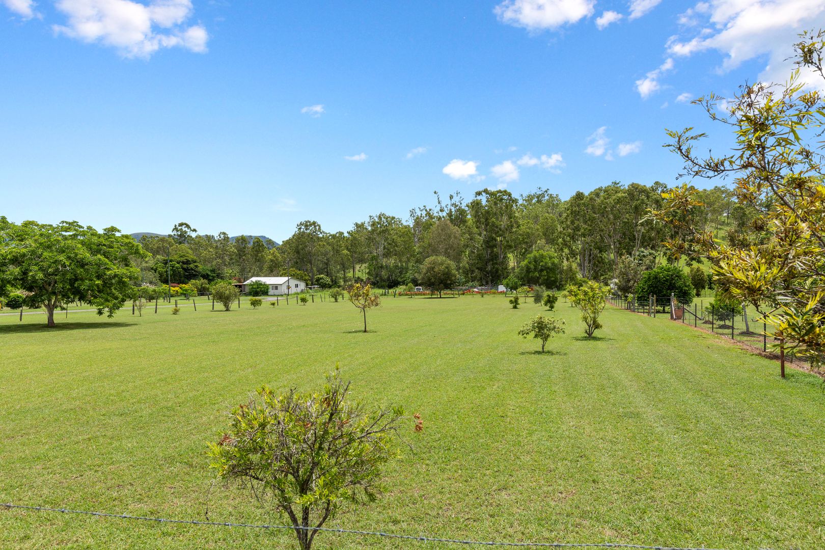 18 Harding Street, Kilkivan QLD 4600, Image 2