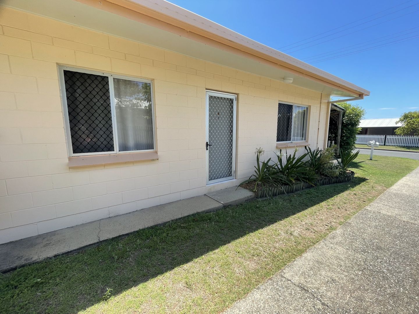 1/13 Keswick Avenue, Slade Point QLD 4740 Apartment For Rent Domain