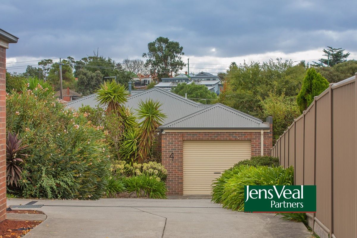 2 bedrooms Townhouse in 4/219 York Street BALLARAT EAST VIC, 3350