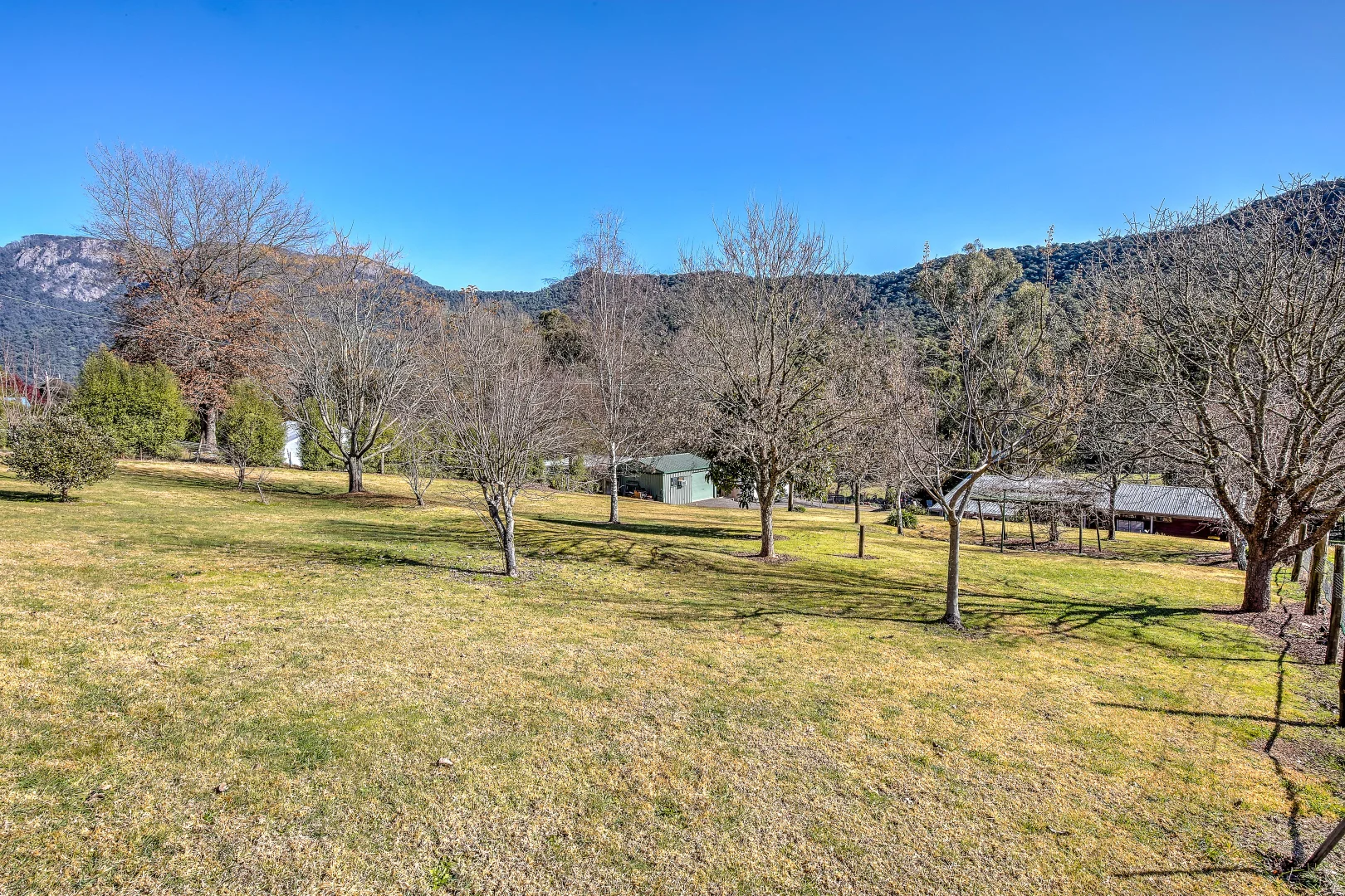 Additional image 11 of 38-40 Crystal Brook Avenue, Porepunkah VIC 3740