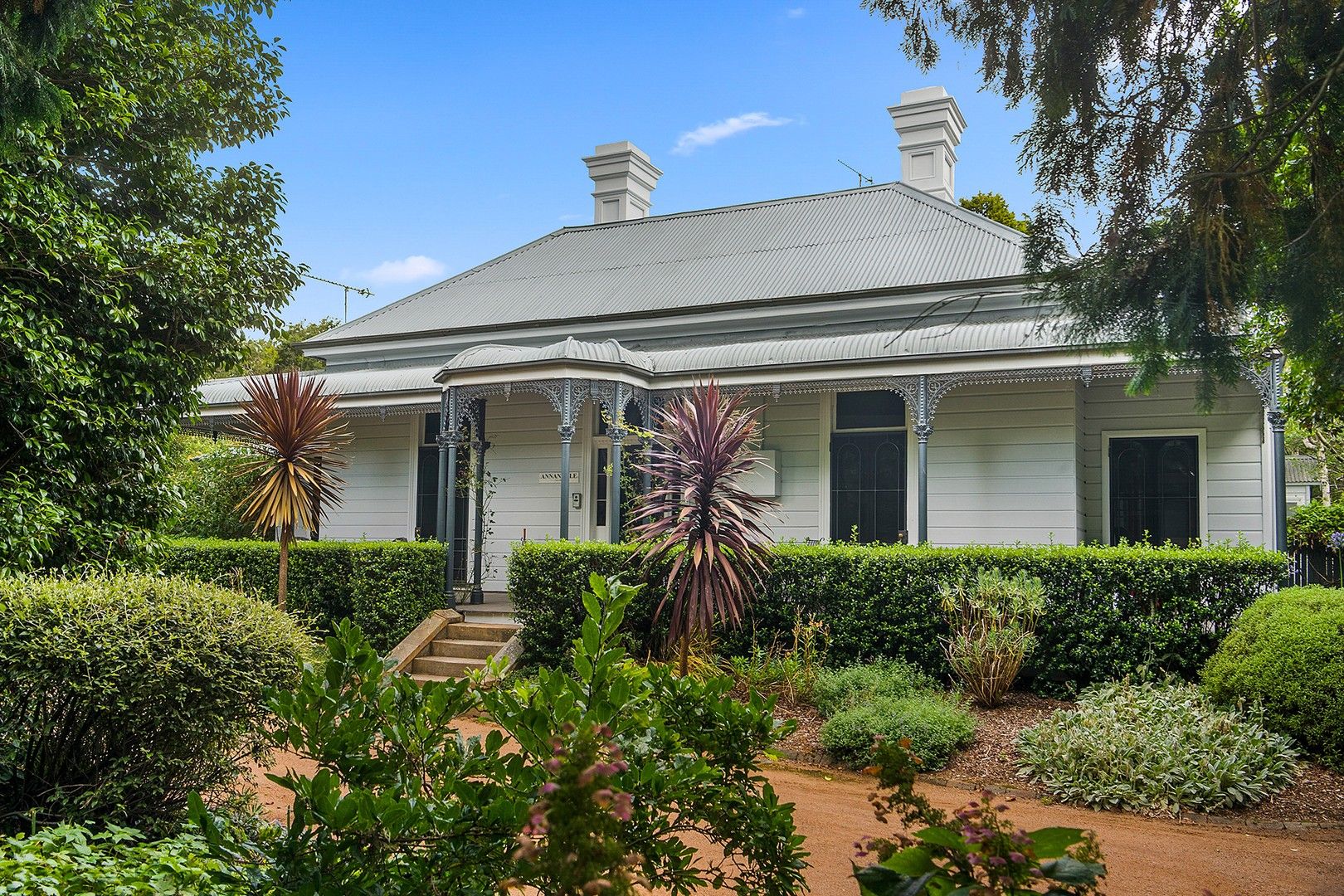 6 bedrooms House in 29-31 Merrigang Street BOWRAL NSW, 2576