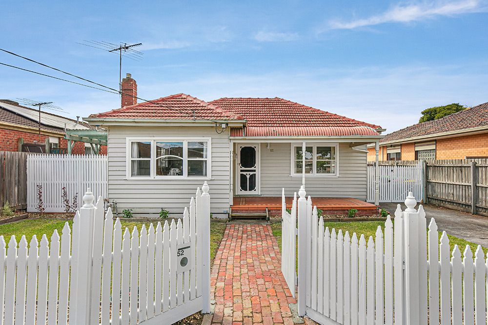 52 Middle St, Hadfield VIC 3046 House For Rent 540 Domain