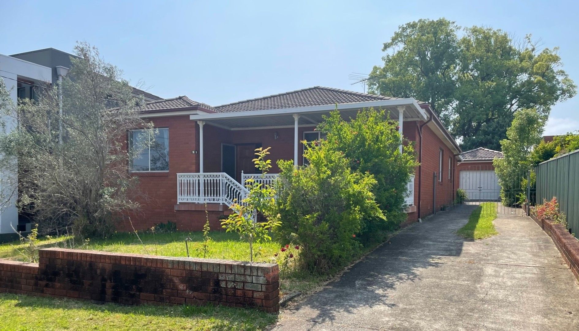 3 bedrooms House in 10 Argyle Street PENSHURST NSW, 2222