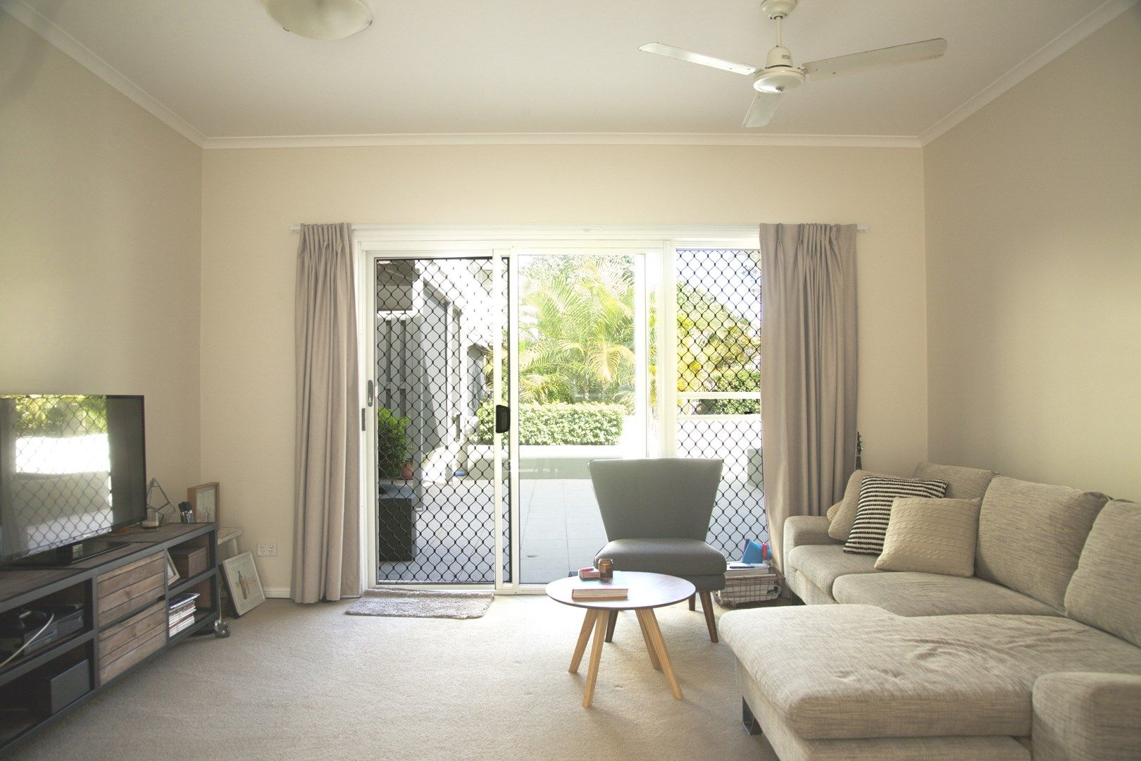 2 bedrooms Apartment / Unit / Flat in 11/30 Memorial Avenue MAROOCHYDORE QLD, 4558
