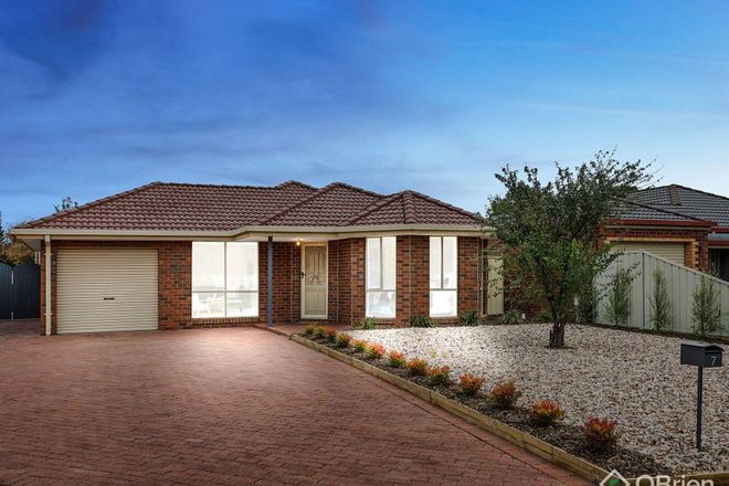 Picture of 7 Bunya Close, CAROLINE SPRINGS VIC 3023