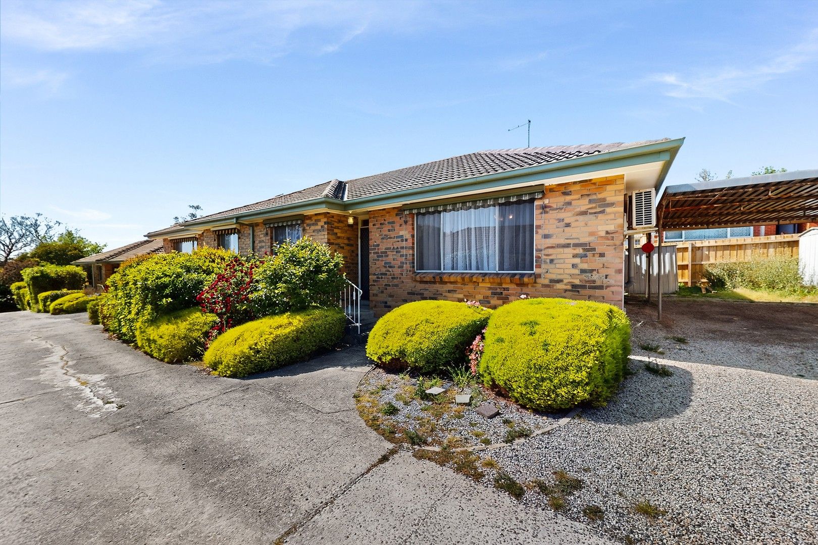 2 bedrooms Apartment / Unit / Flat in 3/55 - 57 Doncaster East Road MITCHAM VIC, 3132