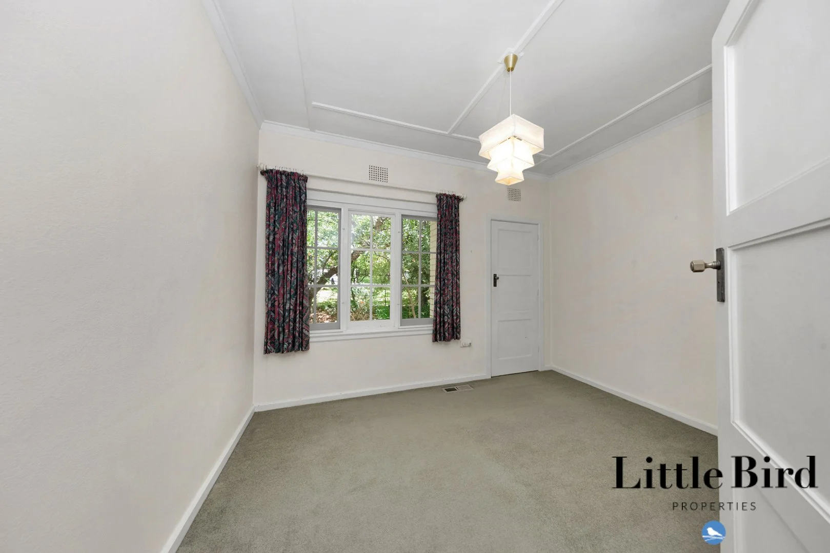 Additional image 10 of 31 Arthur Circle, Griffith ACT 2603