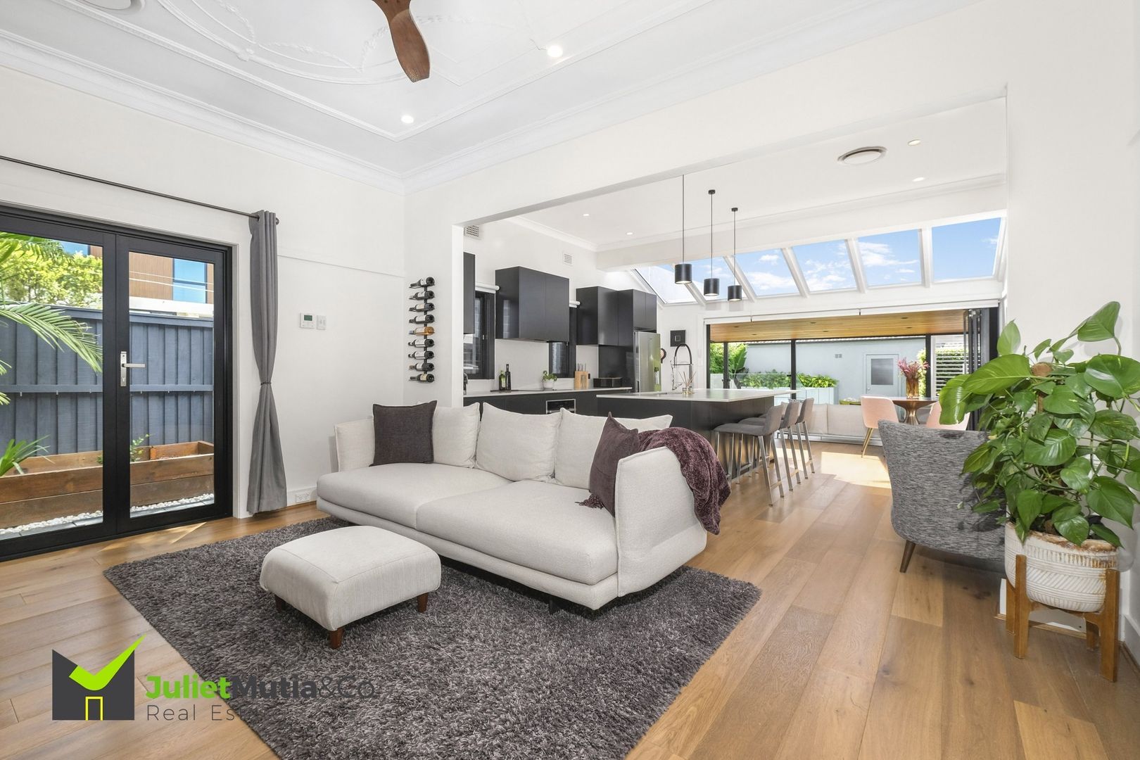 86 First Avenue, Rodd Point NSW 2046, Image 2