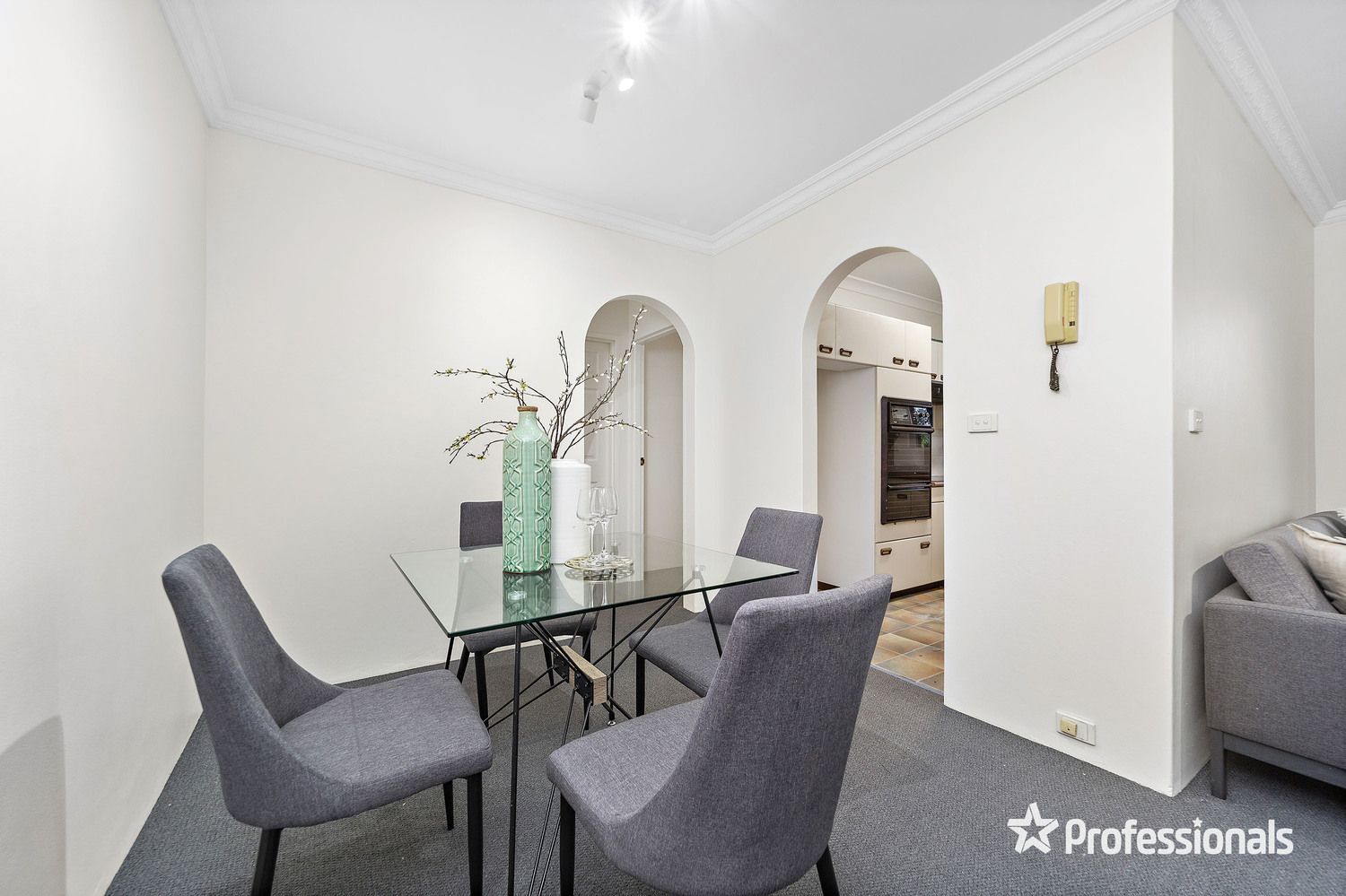 8/5 Letitia Street, Oatley NSW 2223, Image 2