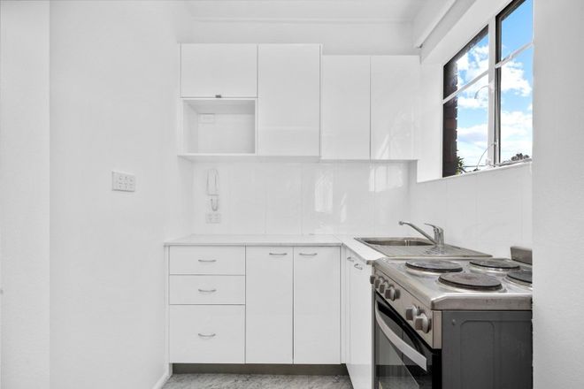 Picture of UNIT 2/341 ALFRED STREET, NEUTRAL BAY NSW 2089