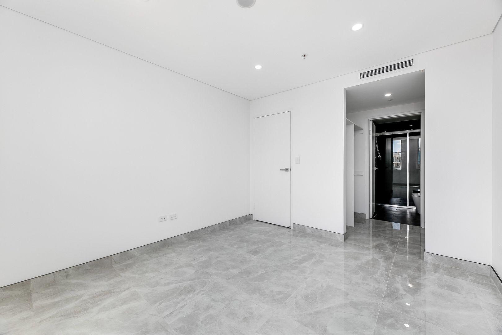 302/53 Stanley Street, Bankstown NSW 2200, Image 2