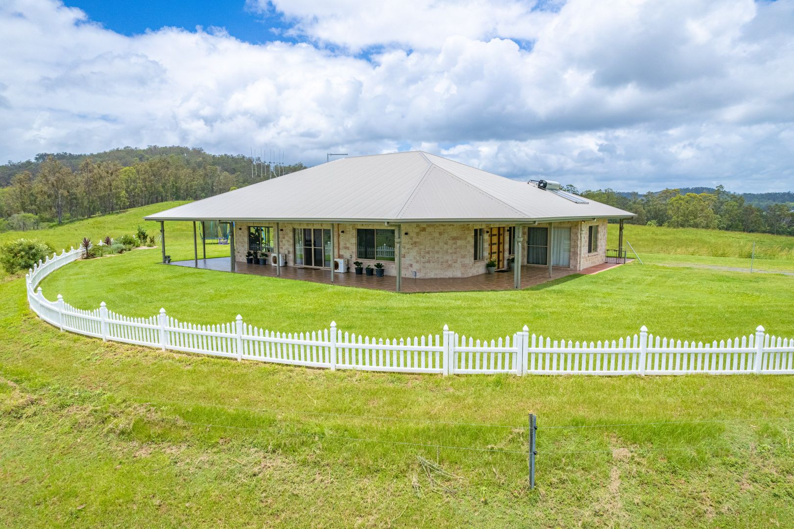 569 Counter Rd, Wolvi QLD 4570, Image 2