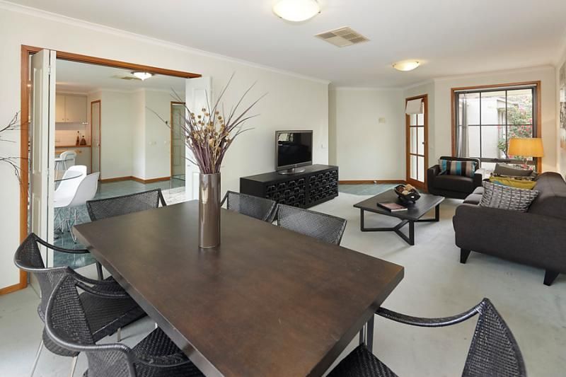 27b Kingston Street, Hampton VIC 3188, Image 2