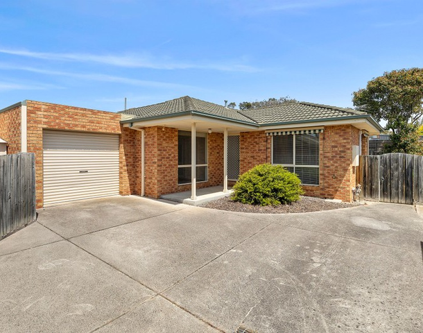 2/2 Camira Court, Grovedale VIC 3216