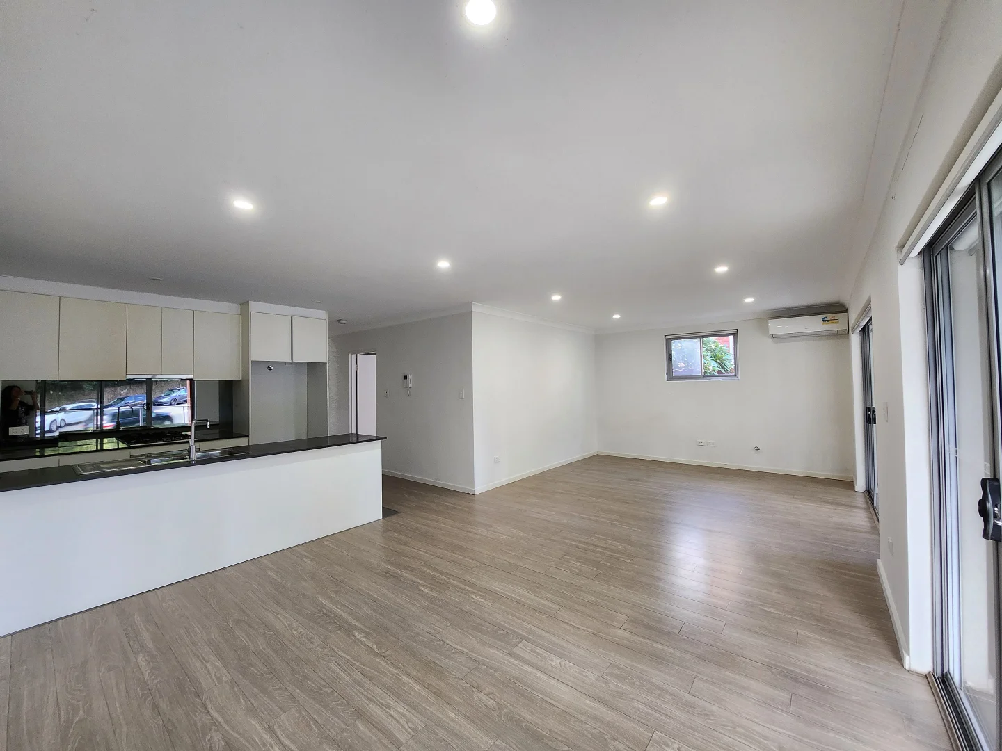 Additional image 3 of 5/4 St Georges Pde, Hurstville NSW 2220