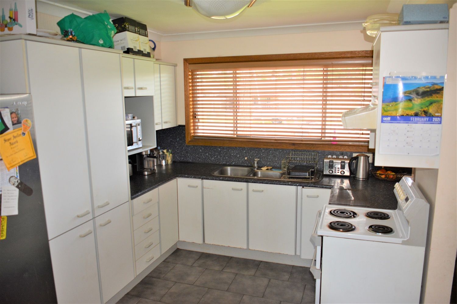 15 Spencer Road, Mannering Park NSW 2259, Image 2